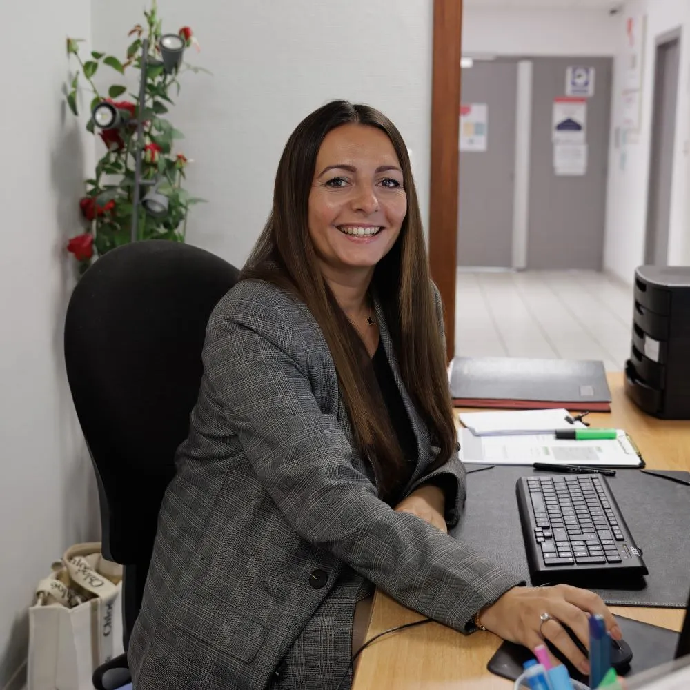 L'agent d'acceuil du centre de formation, Mélanie Peyre